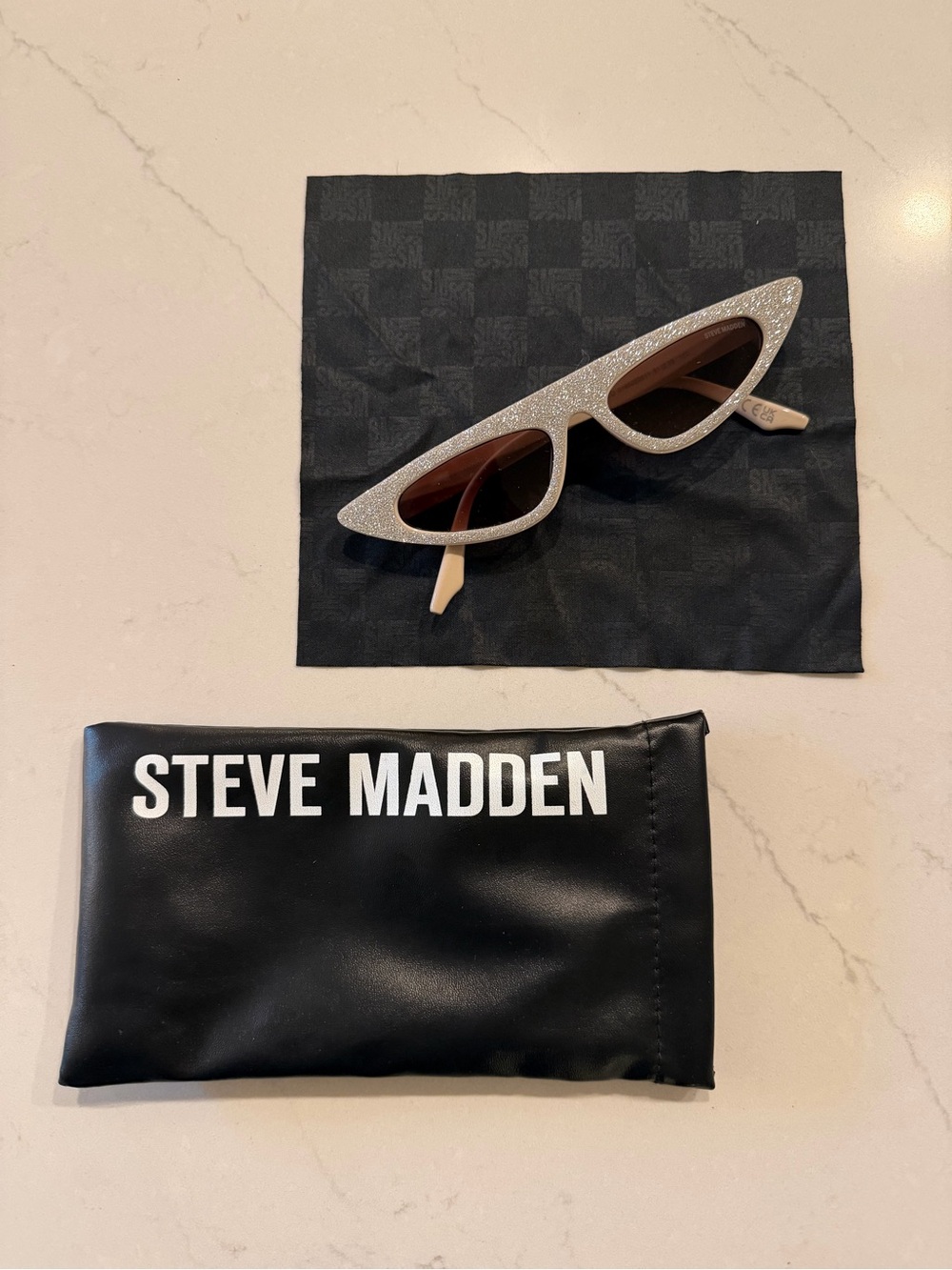 Steve Madden Silver Glitter Cat-Eye Sunglasses with Brown Lenses